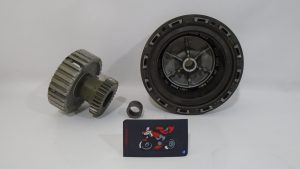 MAZA EMBRAGUE Y CAMPANA YAMAHA TMAX 2001/03